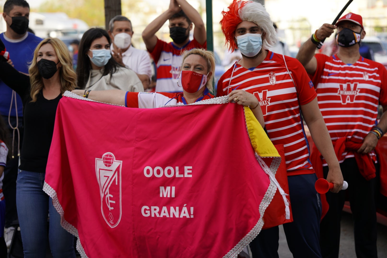 Fotos: El ambiente previo al Granada-Manchester United en el Nuevo Los Cármenes