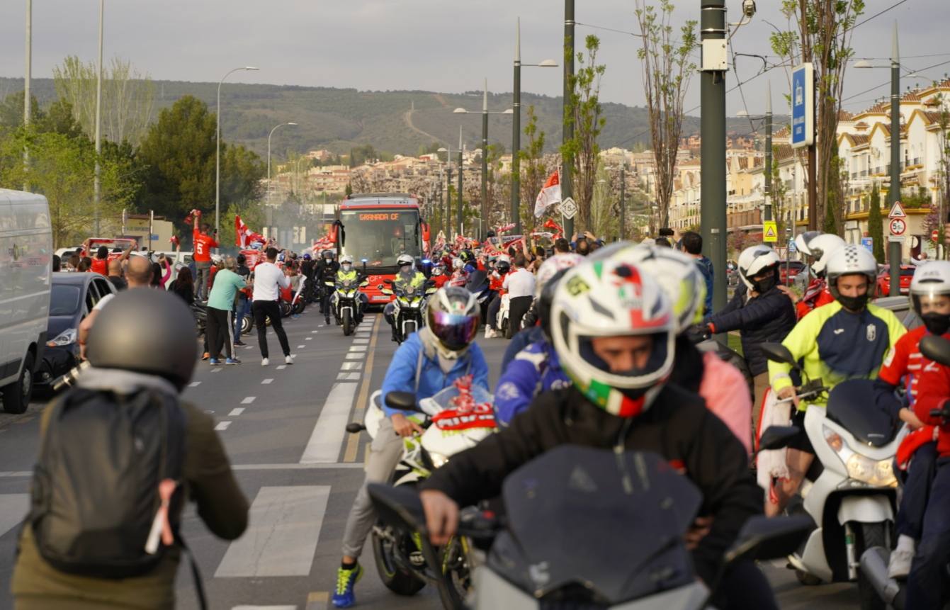 Fotos: El ambiente previo al Granada-Manchester United en el Nuevo Los Cármenes