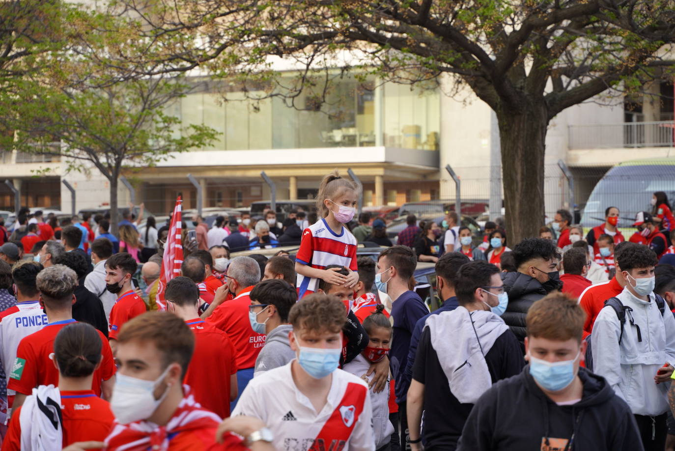 Fotos: El ambiente previo al Granada-Manchester United en el Nuevo Los Cármenes