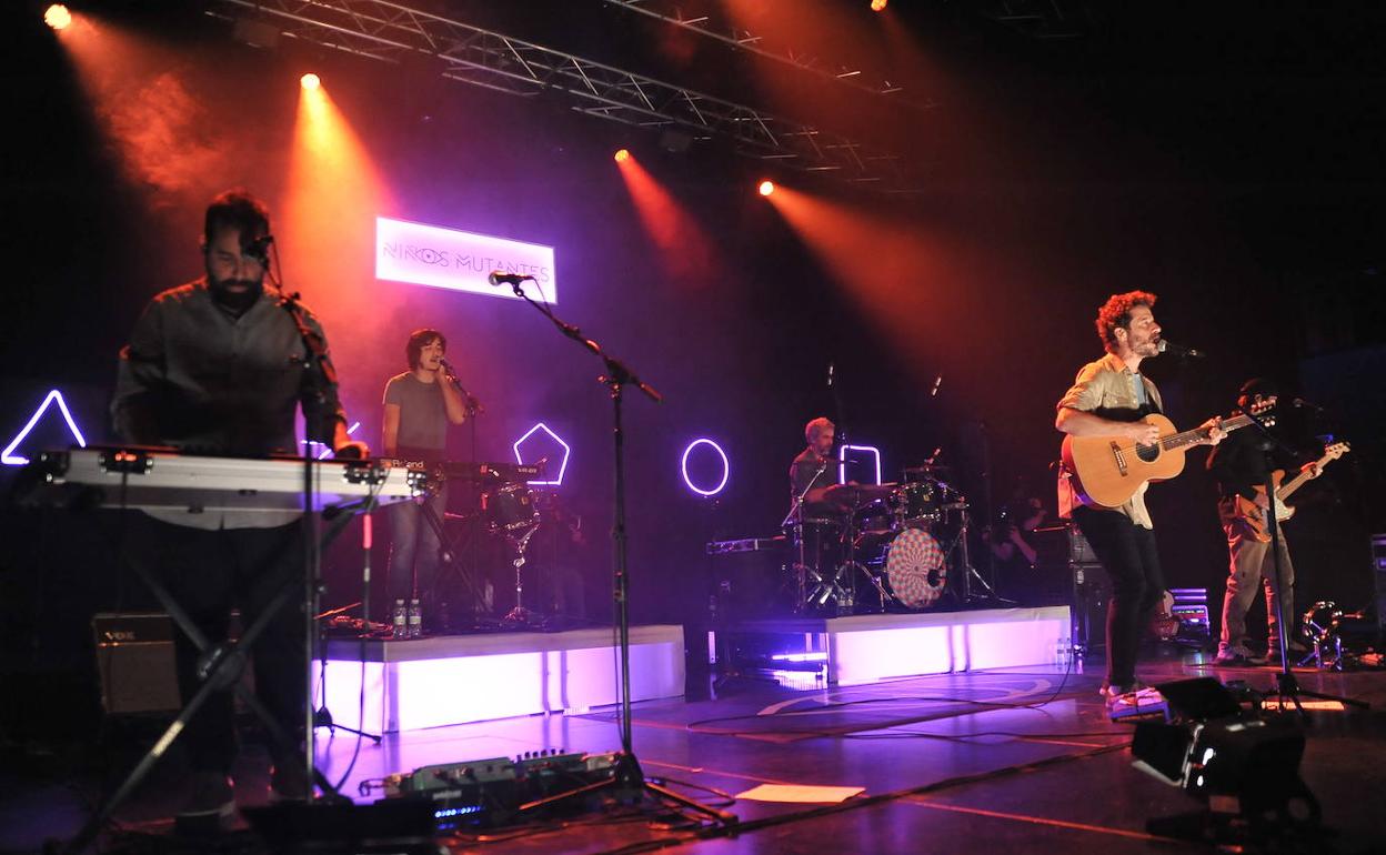 El grupo granadino durante el concierto. 