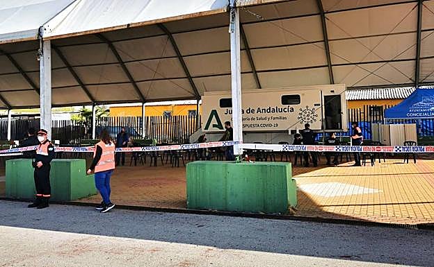 Cuentan con espacios al aire libre o con gran separación. 