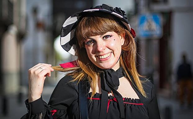 Armand Entreri, sonriente 