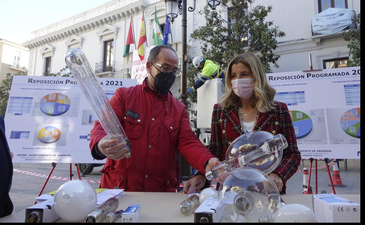 Granada tendrá 7.844 nuevas lámparas con luz libre de mercurio que aumentarán un 30% la iluminación pública