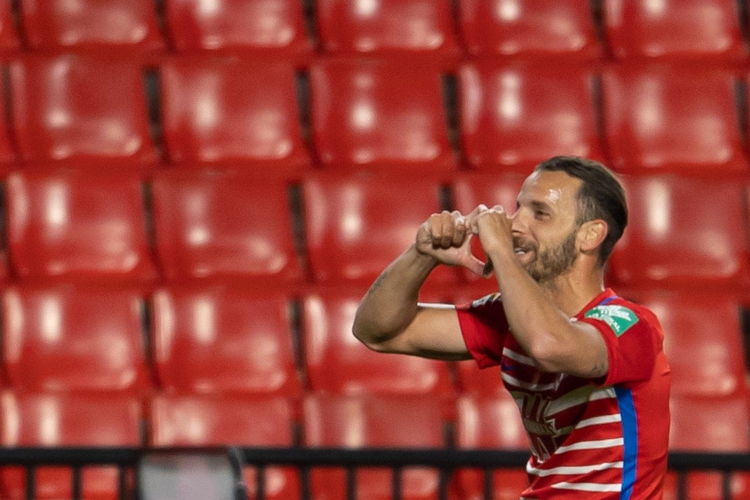 Fotos: Las mejores imágenes del Granada-Éibar