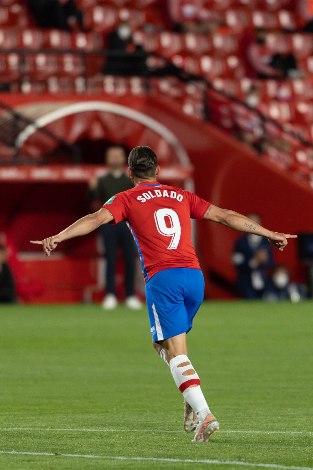 Fotos: Las mejores imágenes del Granada-Éibar