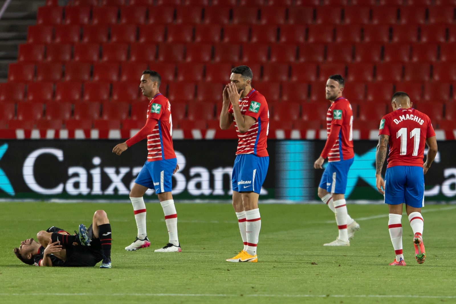 Fotos: Las mejores imágenes del Granada-Éibar