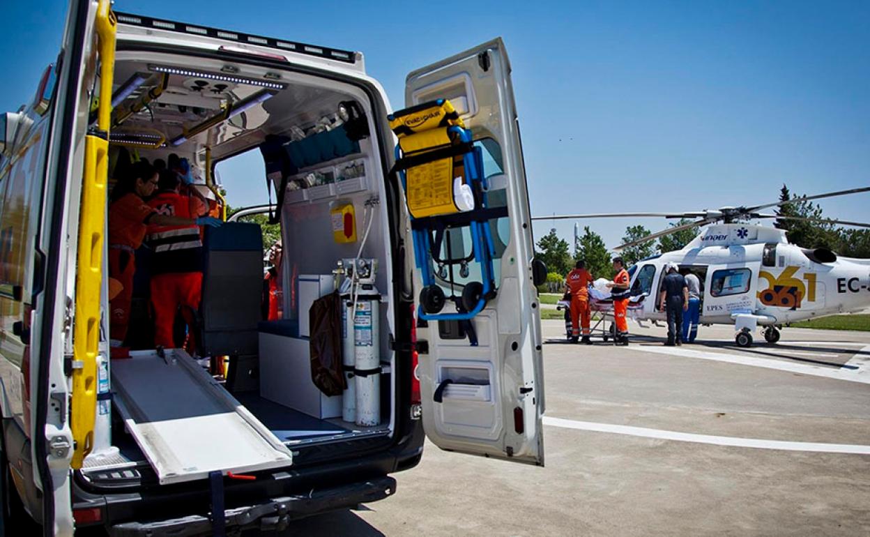 Sucesos en Granada | Herido grave un trabajador tras quedar atrapado mientras descargaba un camión en Montefrío