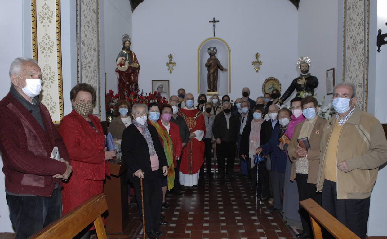 Mecina Fondales celebra en la iglesia la festividad de su patrón San Marcos Evangelista