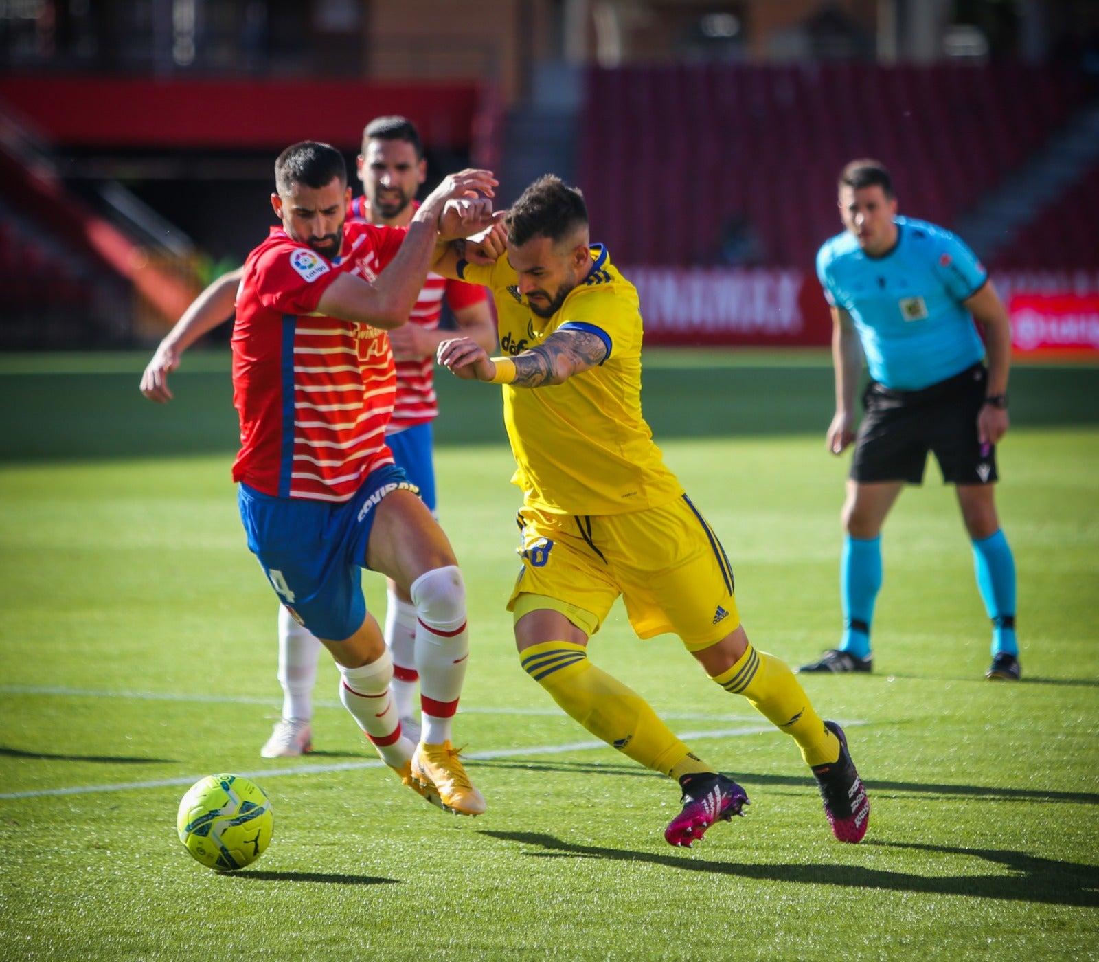 Fotos: Las mejores imágenes del Granada-Cádiz