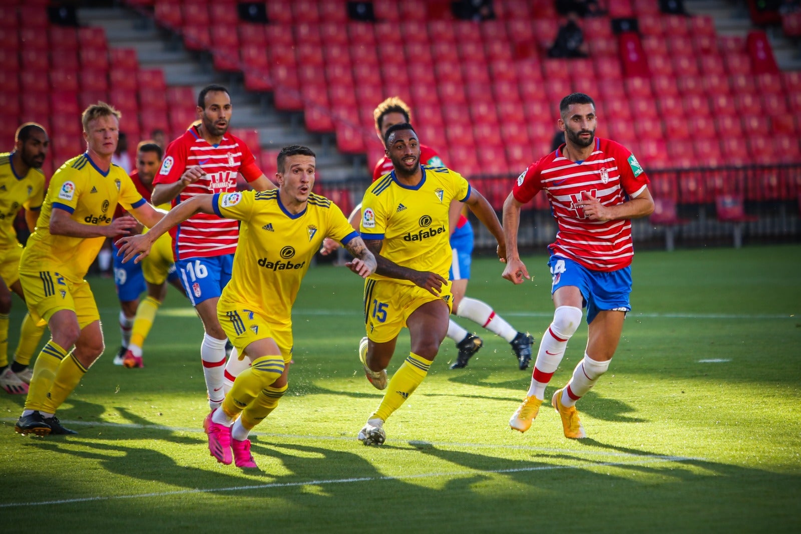 Fotos: Las mejores imágenes del Granada-Cádiz