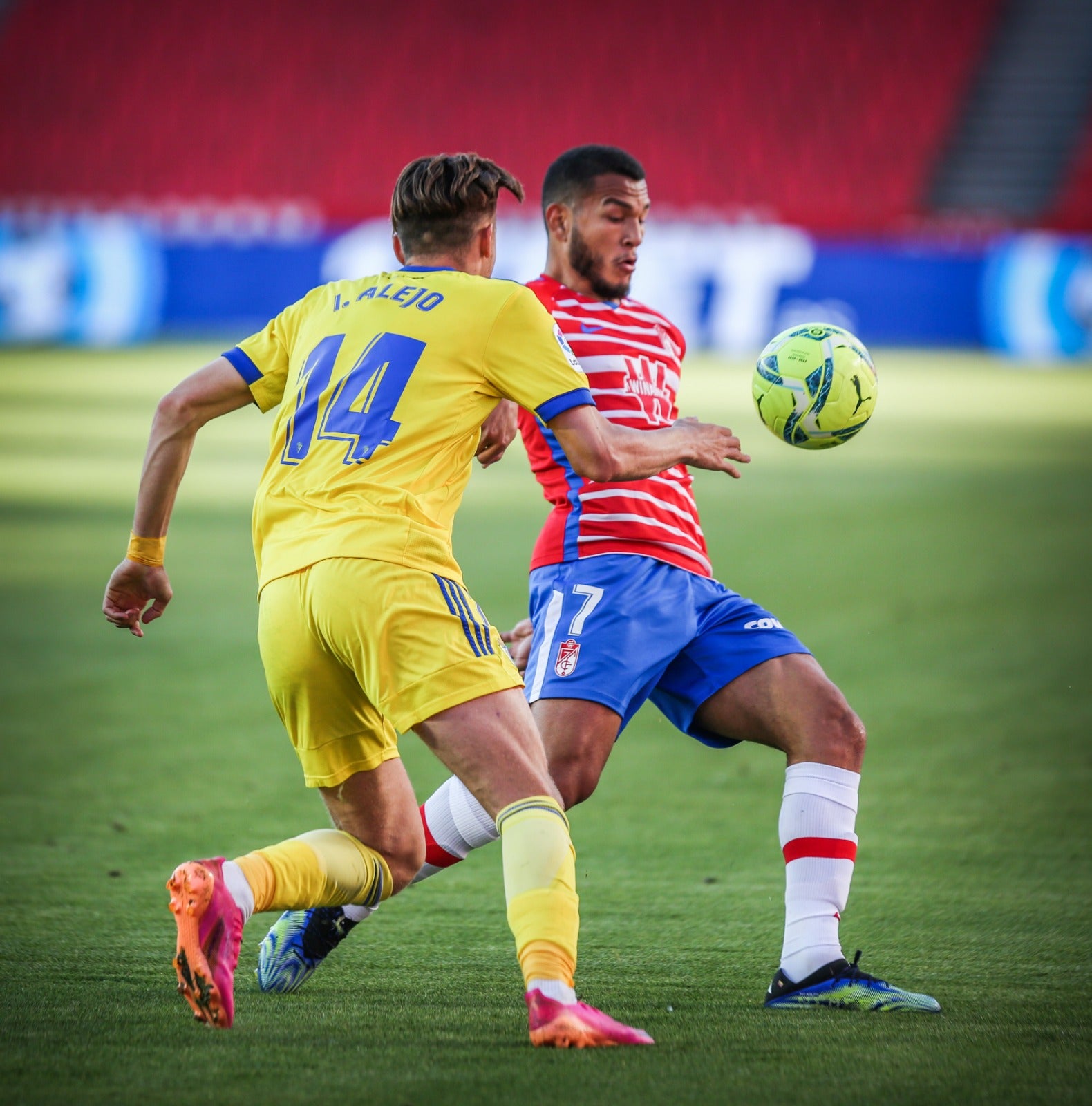 Fotos: Las mejores imágenes del Granada-Cádiz