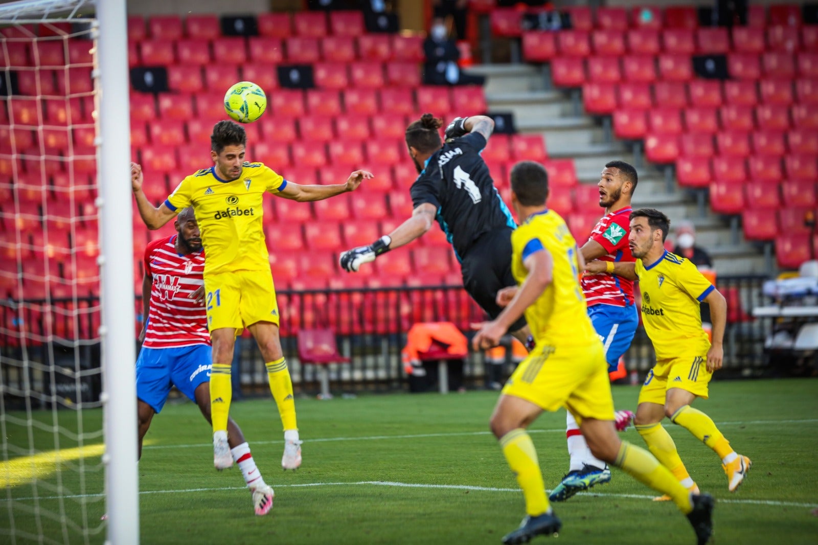 Fotos: Las mejores imágenes del Granada-Cádiz