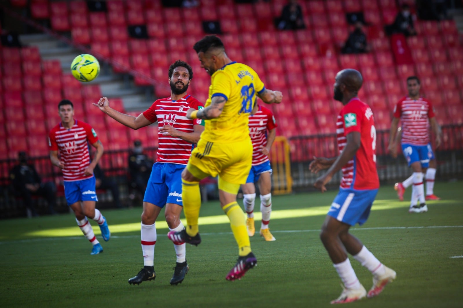 Fotos: Las mejores imágenes del Granada-Cádiz