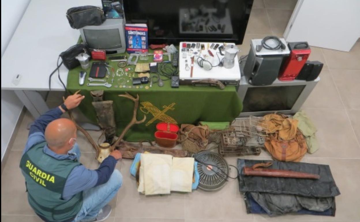 Sucesos en Granada | Operación Small Village: arrestado el menor que sembró la alarma en Montefrío con 20 robos violentos