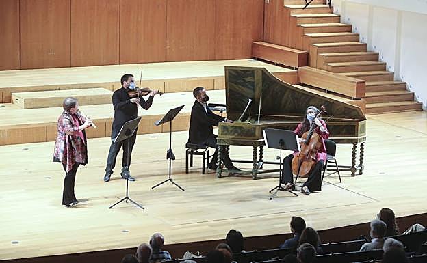 Imagen principal - Guía para salir a una Granada sin alarmas