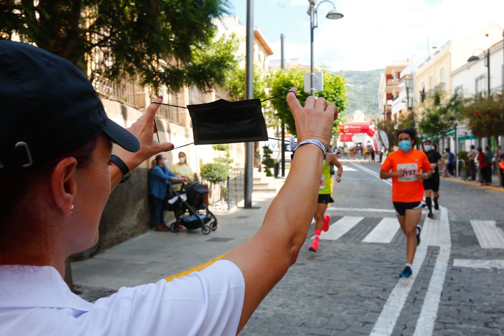 Javier Arcas y Cristina García se proclaman ganadores de la segunda prueba pandémica del circuito provincial, con un duro recorrido de 16,5 kilómetros