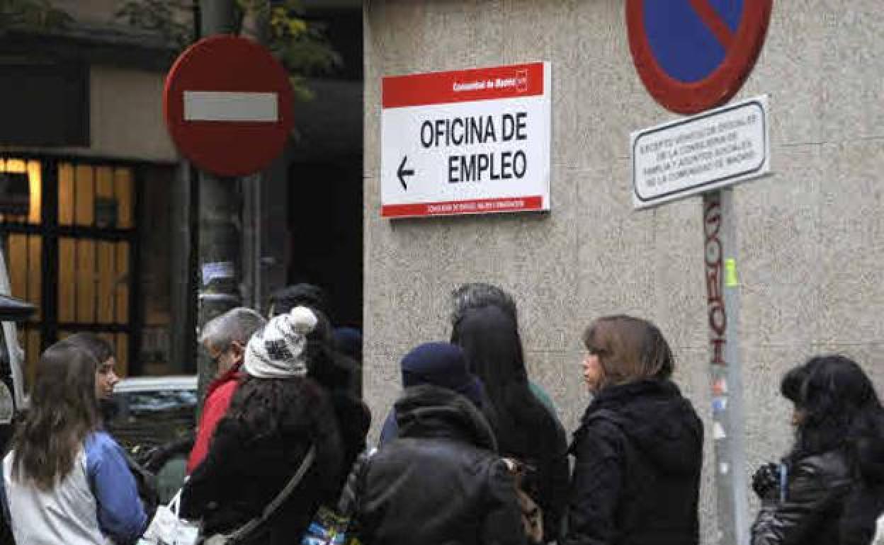 Empleo y trabajo | Requisitos de la nueva prestación por desempleo que prepara el Gobierno de 452 euros