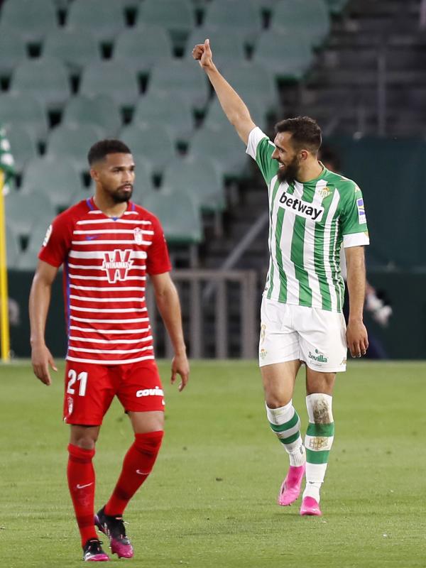 Fotos: Las mejores imágenes del Betis-Granada en el Benito Villamarín