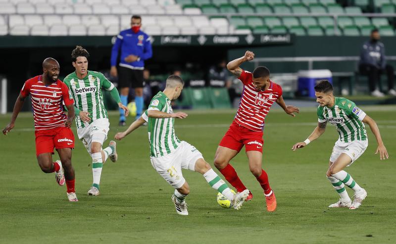 Fotos: Las mejores imágenes del Betis-Granada en el Benito Villamarín