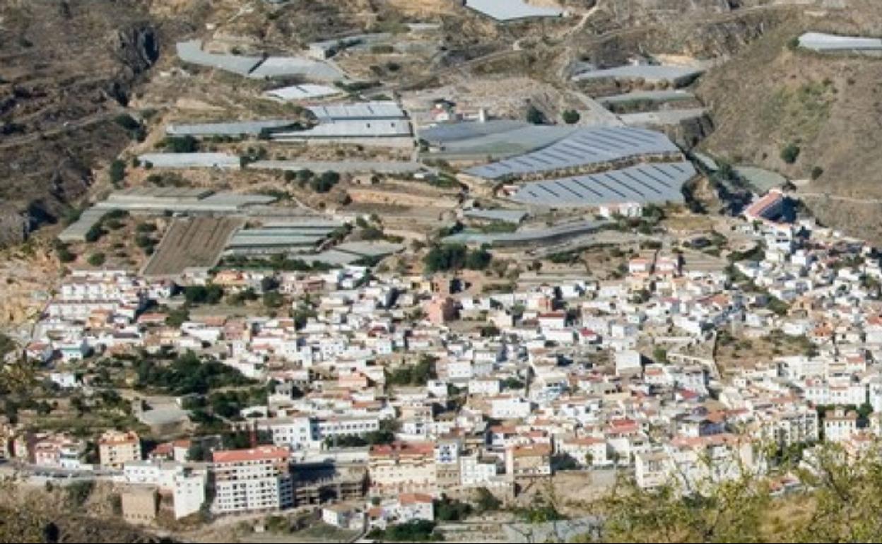 Vista del municipio de Albuñol, de 7.353 habitantes.
