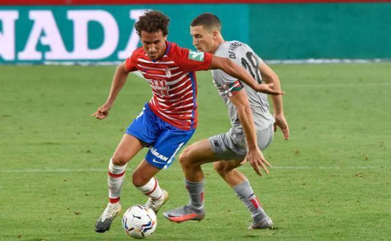 Milla no podrá jugar por lesión ante el Real Madrid. 