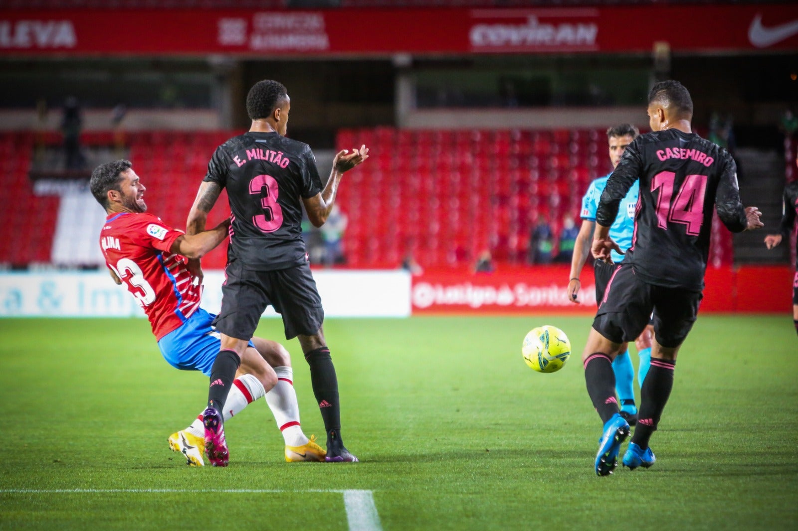 Fotos: Las mejores imágenes del Granada-Real Madrid