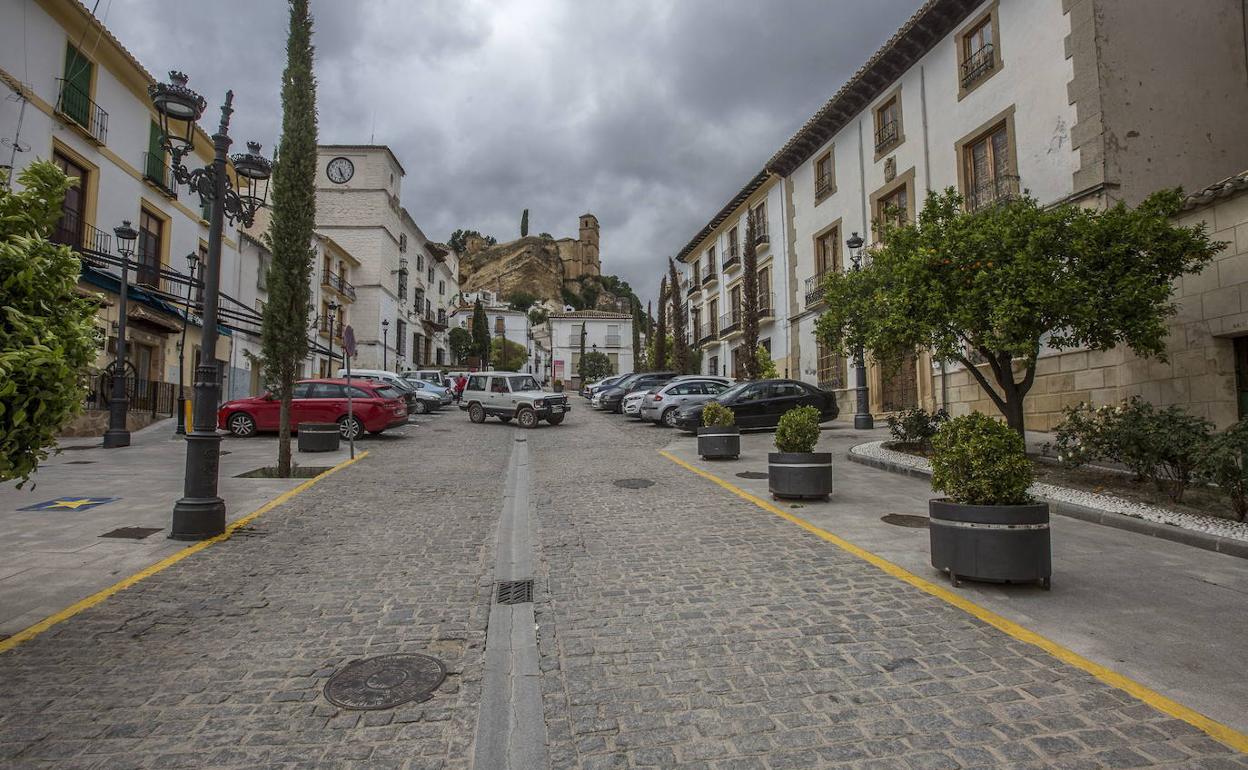 Una calle del pueblo de Montefrío, donde los contagios están disparados. 