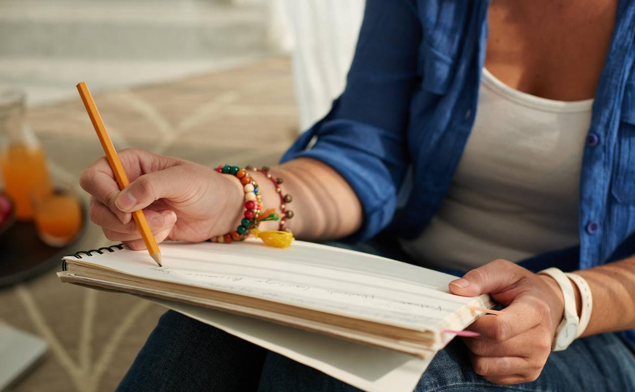 IDEAL convoca el XXV Concurso de Narraciones Breves