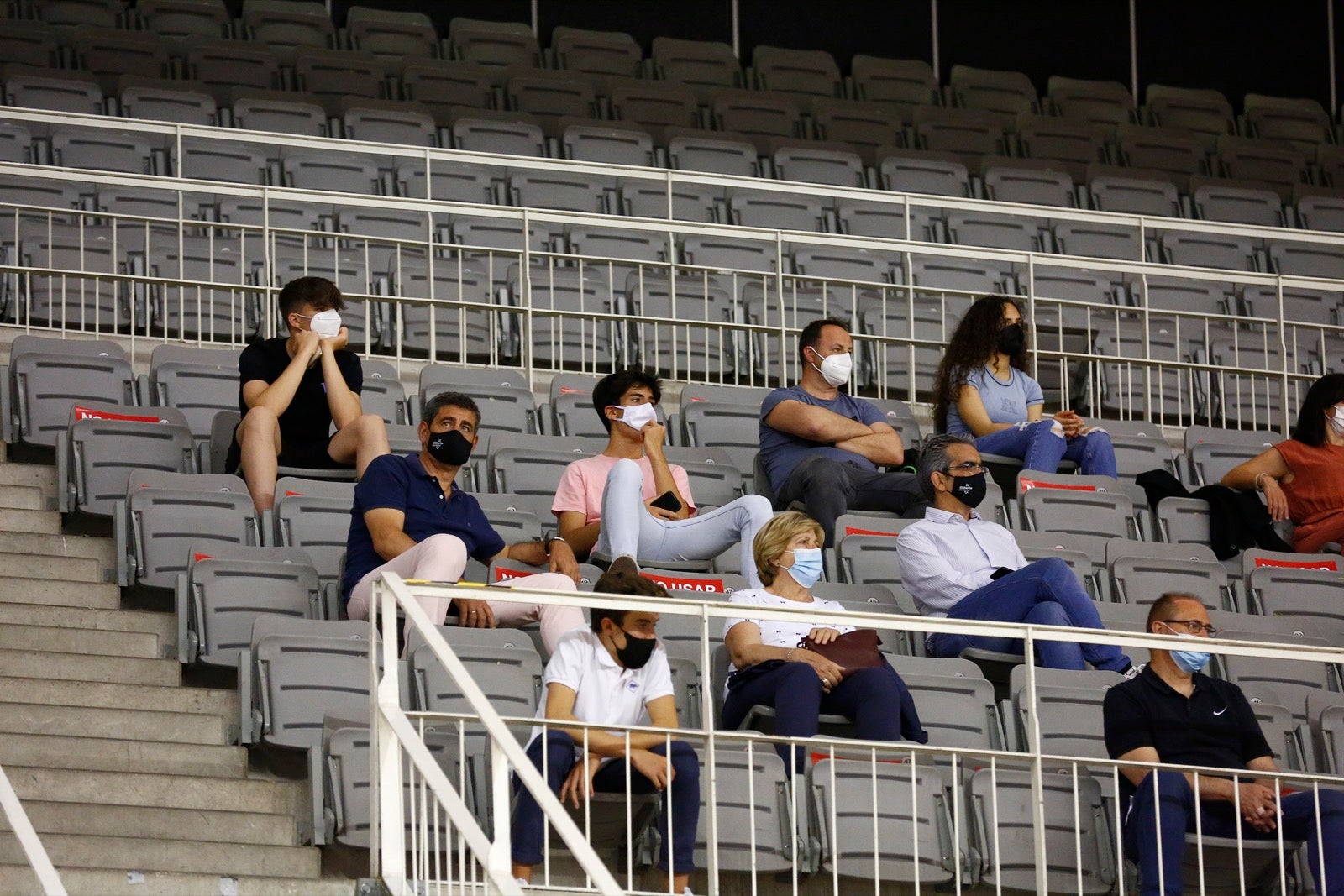 Fotos: Búscate en la grada del Palacio de los Deportes