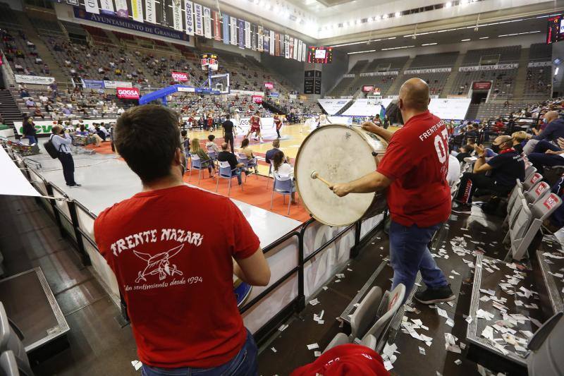 Aficionados del Frente Nazarí se vuelcan con el equipo. 