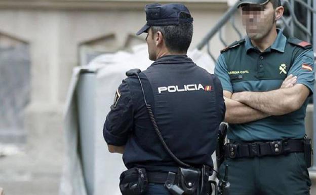 Oposiciones: el Gobierno oferta 2.328 plazas de Policía Nacional y 2.091 para la Guardia Civil