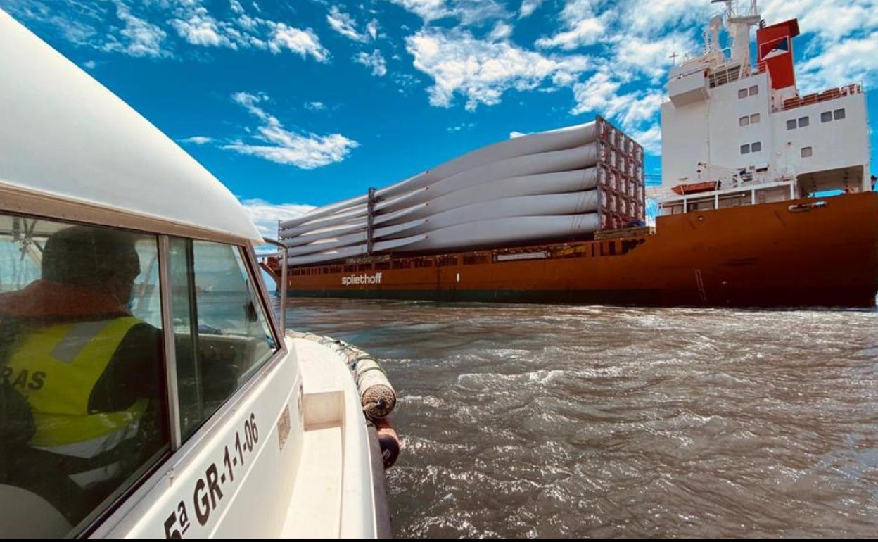 El Puerto de Motril exporta en el primer cuatrimestre un 31% más que en el mismo periodo del año pasado