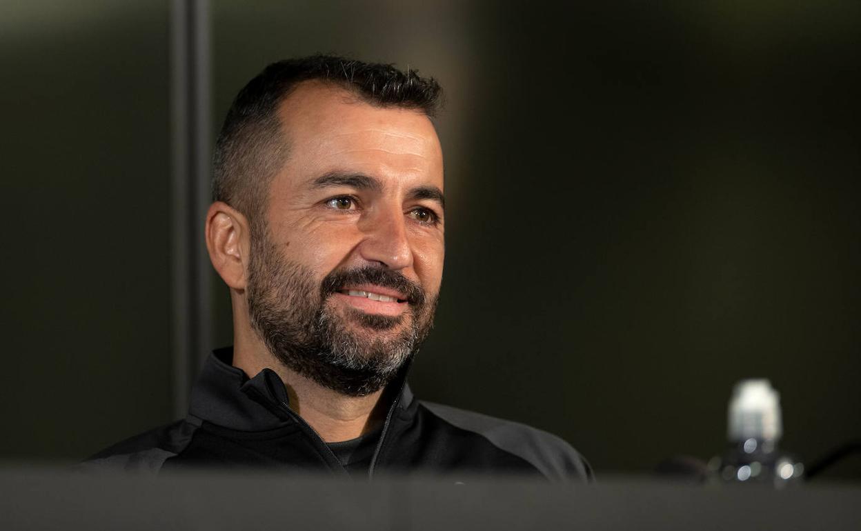 Diego Martínez se marcha del Granada.