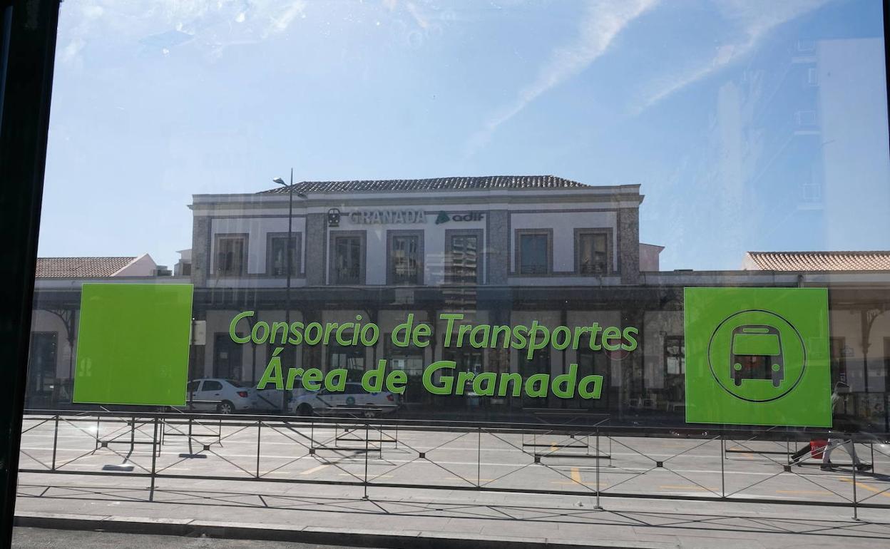 La Junta amplía los servicios de los autobuses metropolitanos de Granada