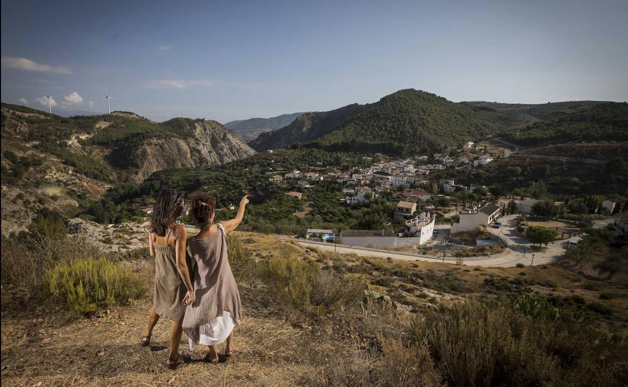 La plataforma 'Di no a las torres' quiere proteger el Valle del impacto de una línea eléctrica. 