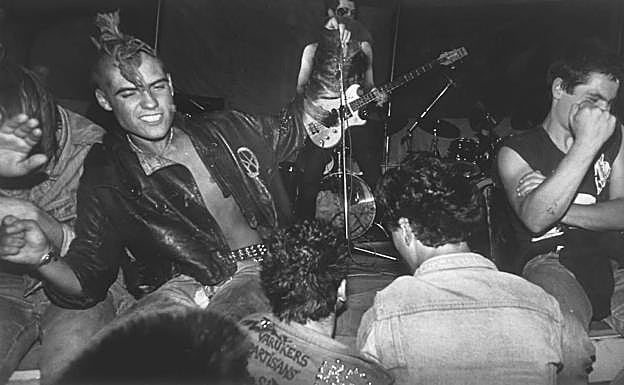 Punks en un concierto de Eskorbuto, en 1984.