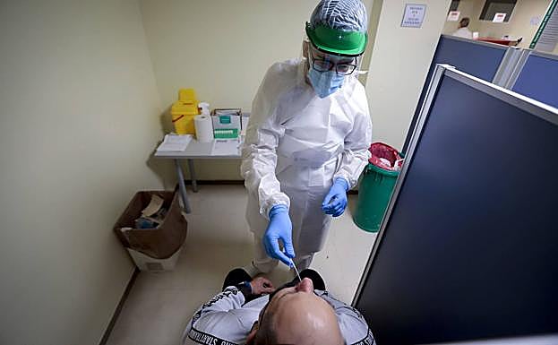 Vacunaciones en Granada | Unidades móviles para vacunar en cuatro pueblos de Granada