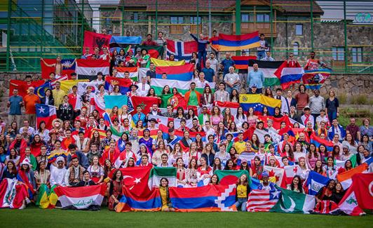 Los estudiantes del bachillerato internacional en el UWC Dilijan, en Armenia.