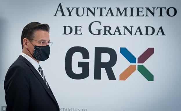 El alcalde ha intervenido en el Ayuntamiento durante casi dos horas. 