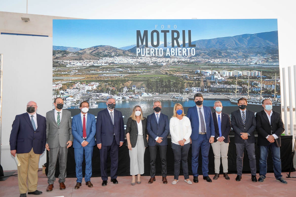 Fotos: Foro sobre las próximas actuaciones en el Puerto de Motril