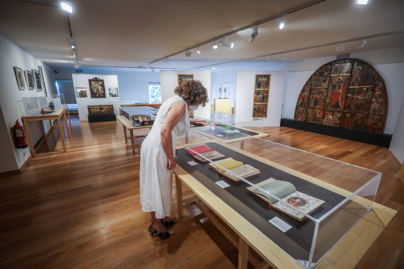 La muestran la integran piezas de la colección de Carlos Ballesta.