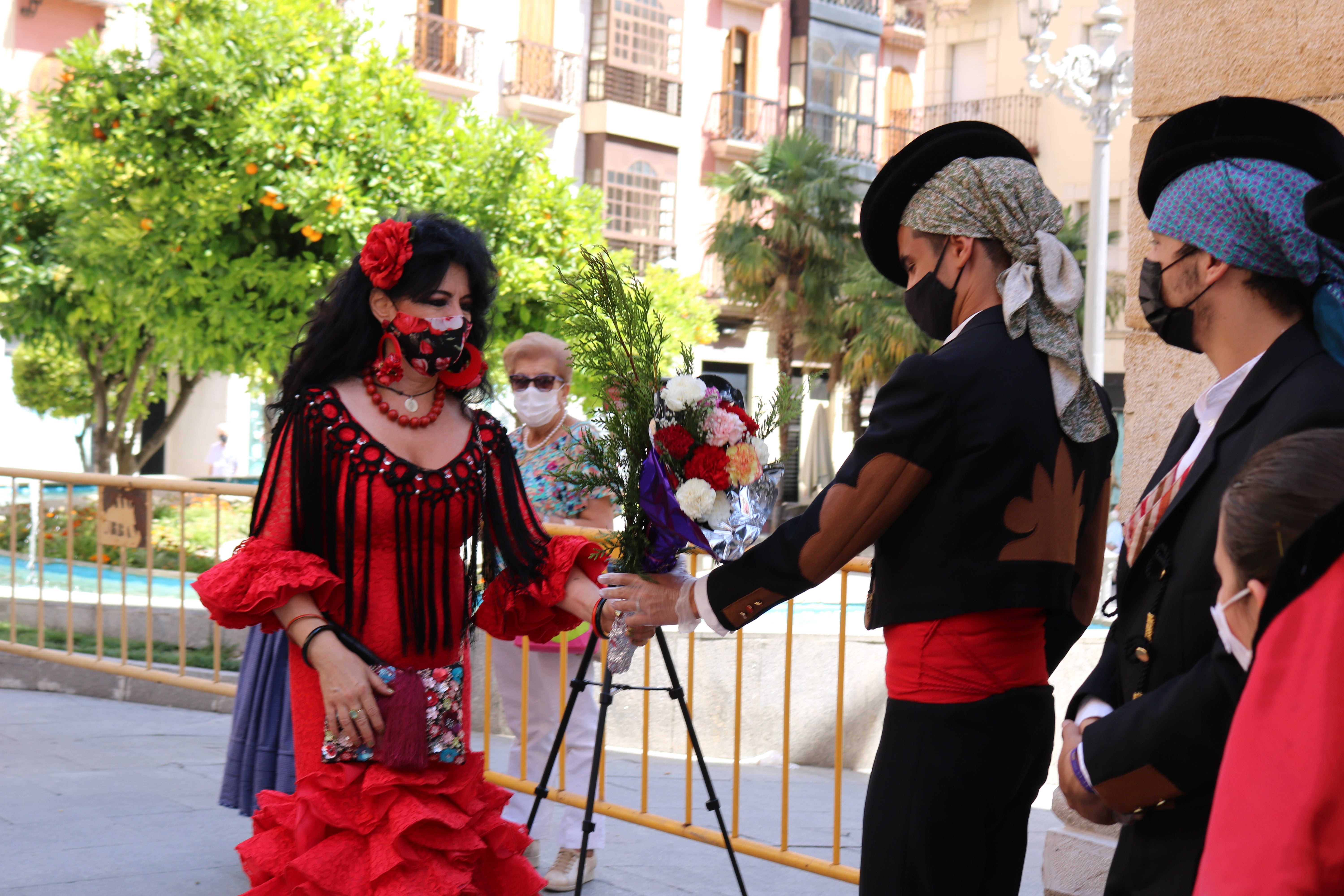 La ciudad vive una jornada festiva por la Virgen de la Capilla, cuya celebración se extenderá a lo largo del fin de semana