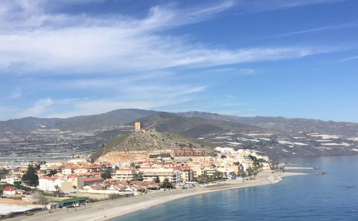 Vista de Gualchos, uno de los municipios por encima de la 'tasa 500'.