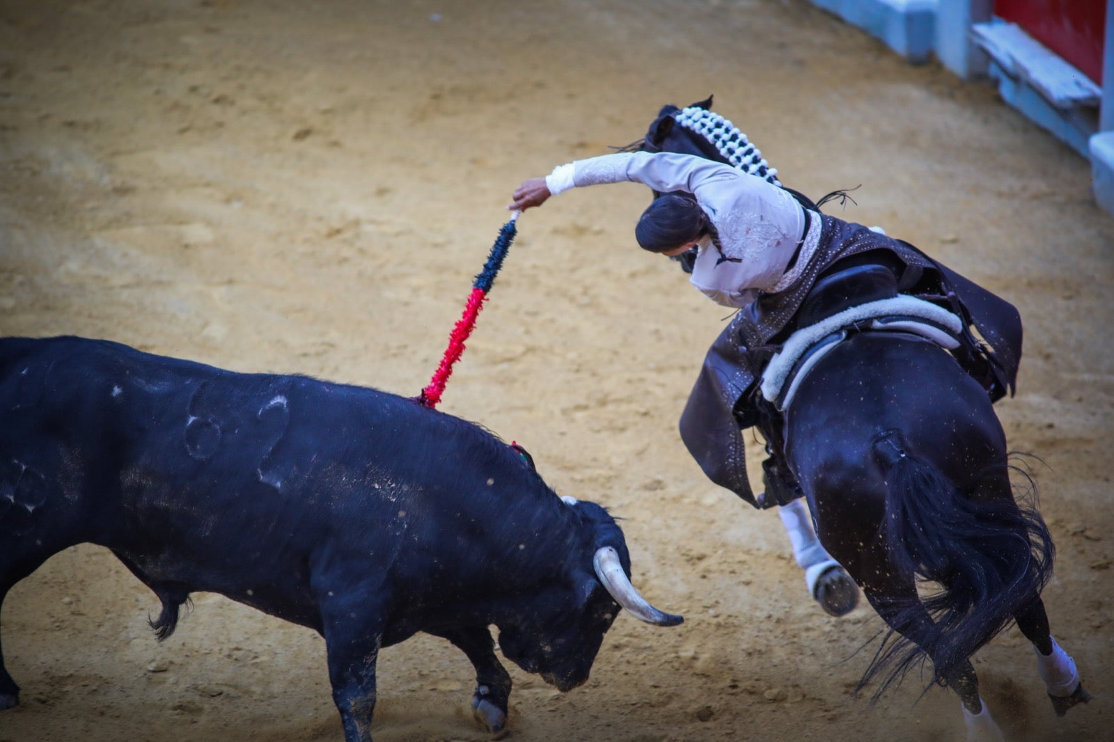 Pablo y Guillermo Hermoso de Mendoza, Puerta Grande en el primer festejo de la feria