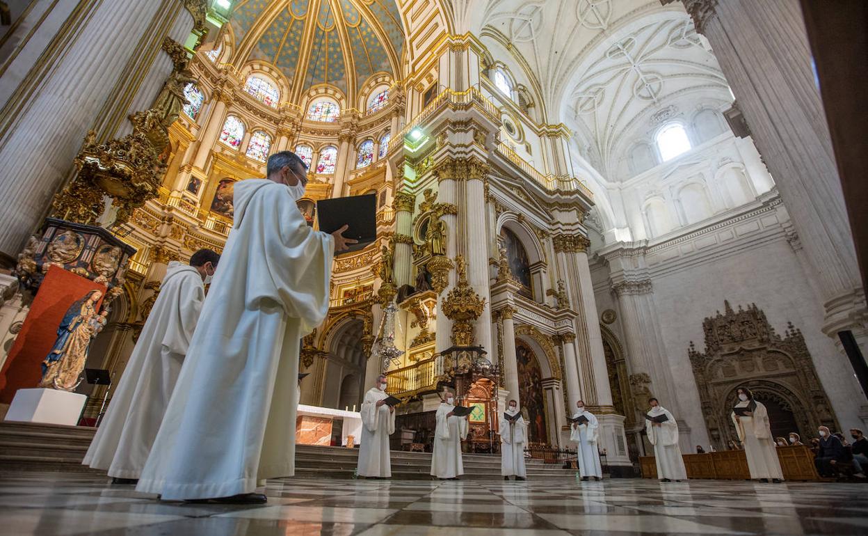 Los miembros de Schola Antiqua, durante su actuación en la Catedral.