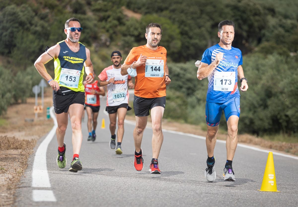 Los ganadores han completado la carrera en poco más de media hora