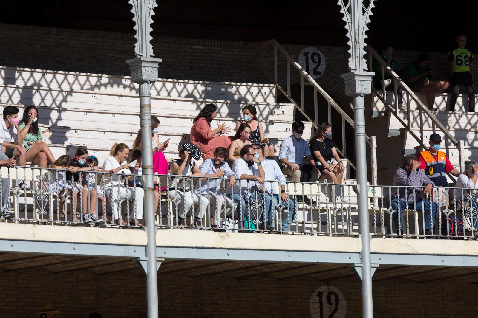 Fotos: Búscate en los tendidos de la Monumental de Frascuelo