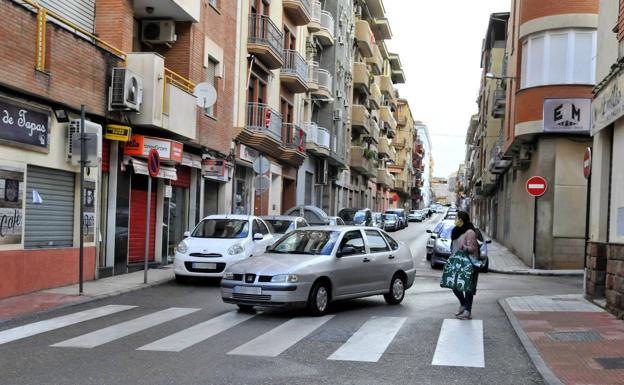 La DGT avisa de la multa a los conductores que no se detienen en los pasos de peatones