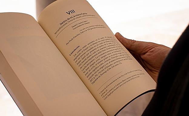 El capítulo del catedrático de la UGR. 