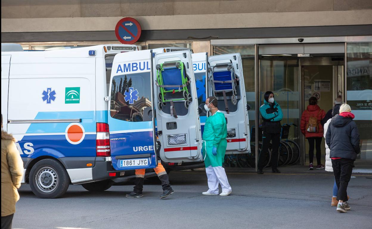 Covid en Andalucía: Repunte de hospitalizados en Granada en el inicio de semana